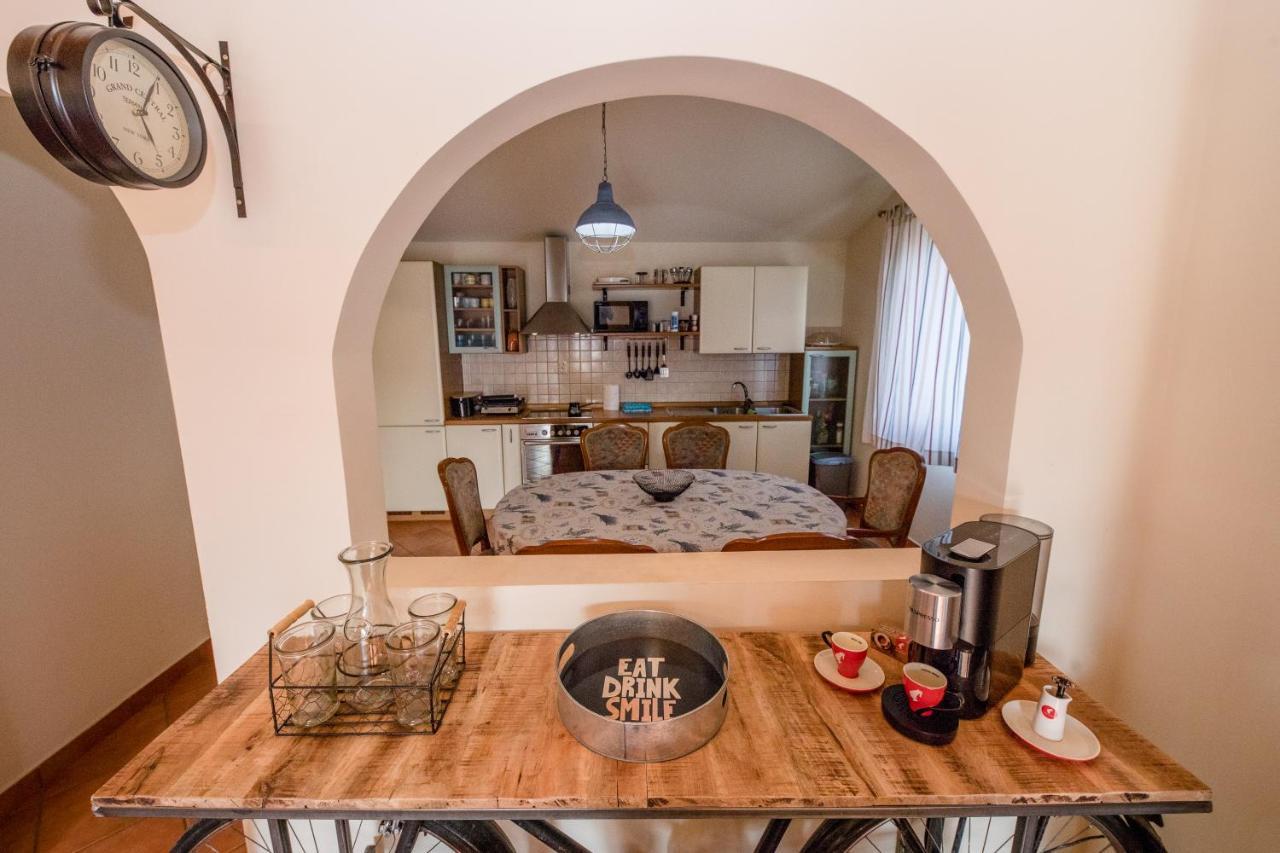Nikolina Rab Apartments Раб Екстериор снимка