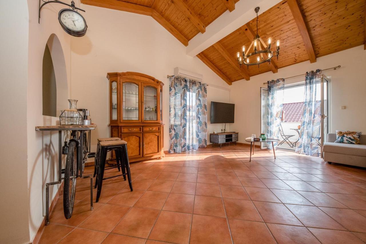 Nikolina Rab Apartments Раб Екстериор снимка